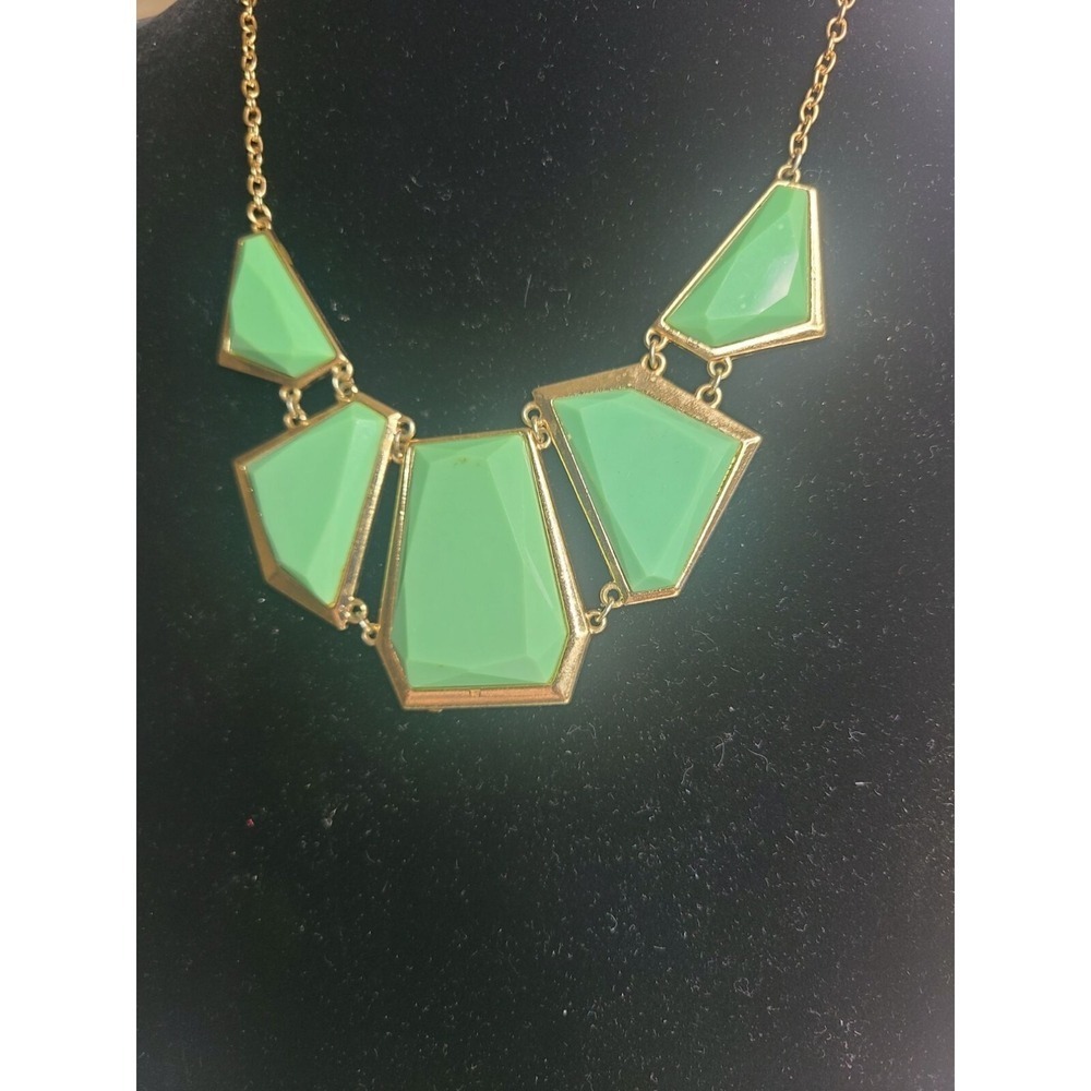 Geometric Green Statement Necklace With Gold Chain